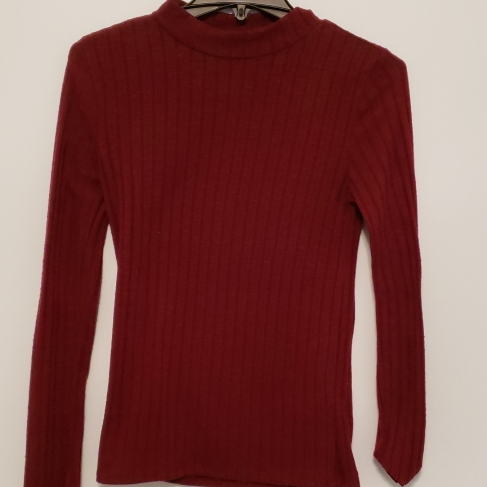 Turtle neck top